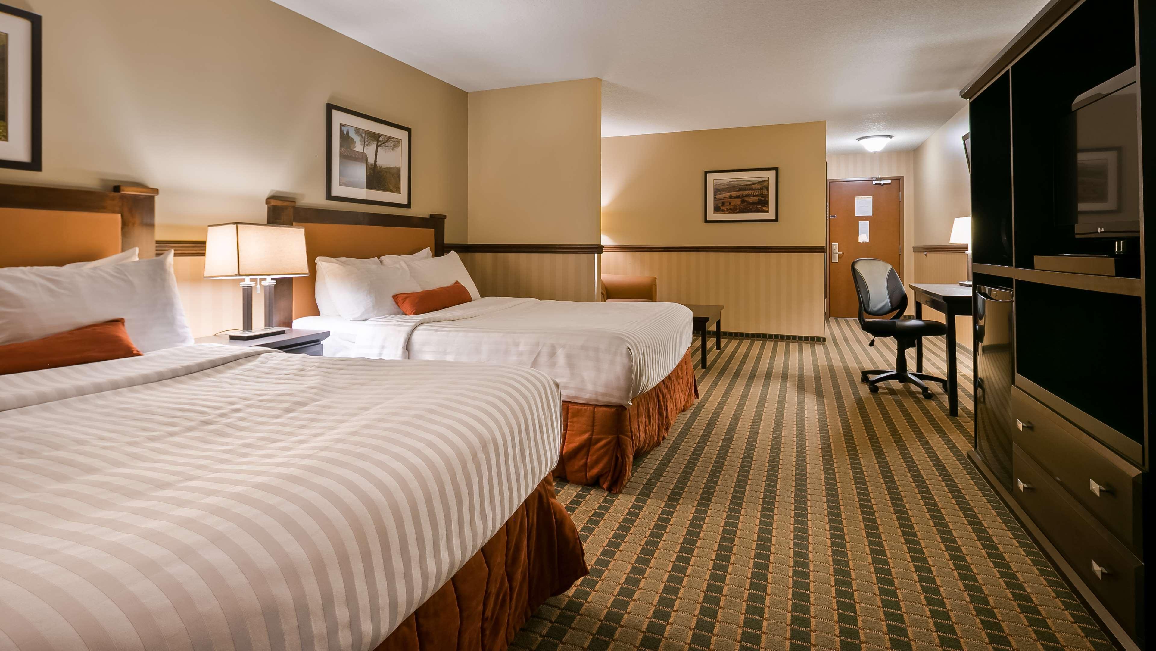 Best Western Diamond Inn Three Hills Exterior foto