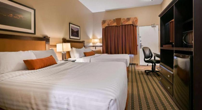 Best Western Diamond Inn Three Hills Exterior foto