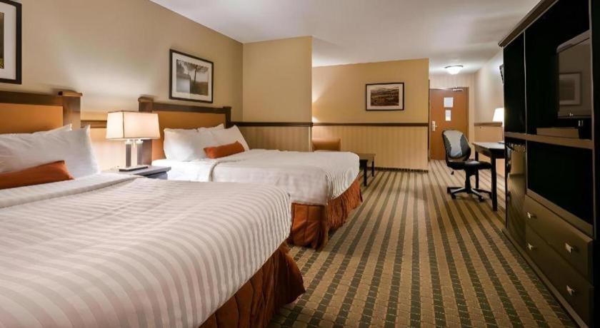 Best Western Diamond Inn Three Hills Exterior foto